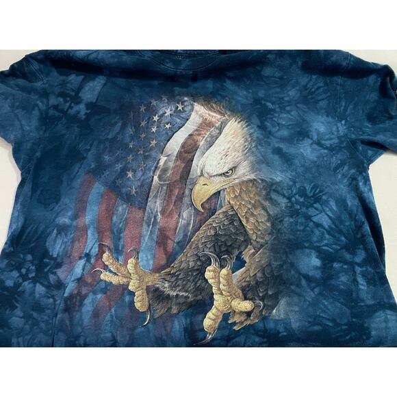 The Mountain Patriotic Eagle Graphic T-Shirt Adult Size Large USA Flag Casual - Picture 3 of 8